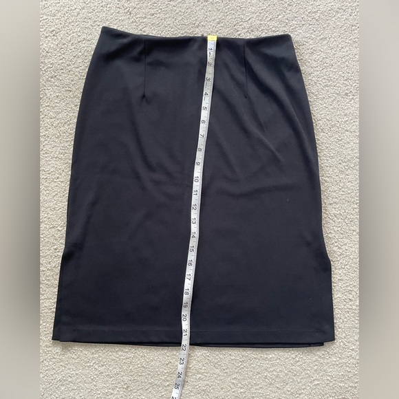 Ann Taylor A line Skirt - Picture 5 of 6